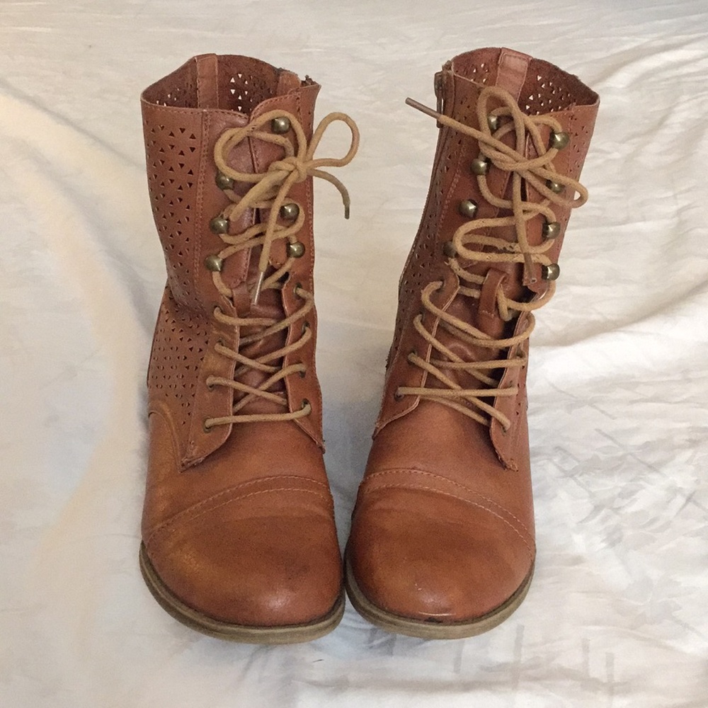 Beautiful brown leather boots from Aeropostale